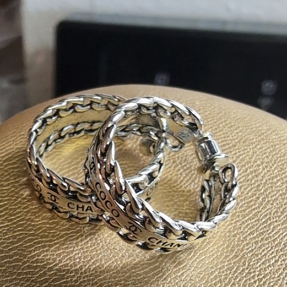 CHANEL Gold and Silver Textured Earrings - Picture 8 of 14